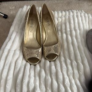 GUESS Shimmering Gold Peep Toe Heels